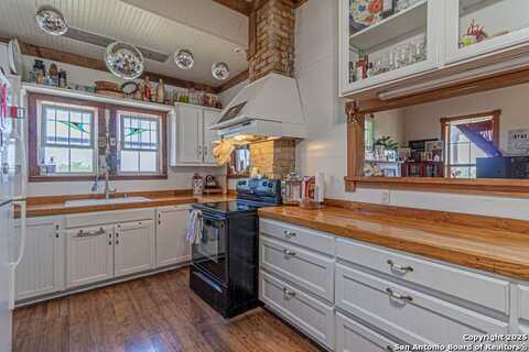 6432 FM725, New Braunfels, TX 78130