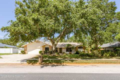 550 Lake Ashley Circle, Melbourne, FL 32904