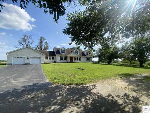 807 W 7th Street, Lowry City, MO 64763