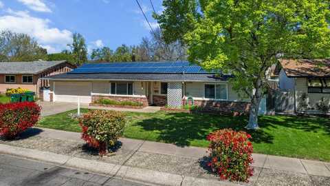3427 Thomas Avenue, Anderson, CA 96007