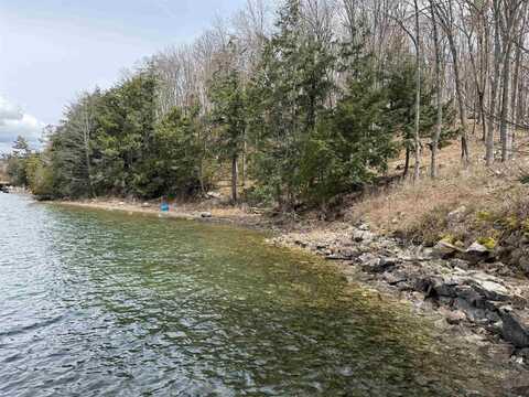 8 Pine Point, Morristown, NY 13664
