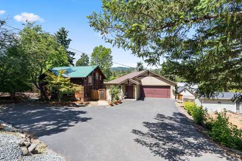 420 S 5th Street, Jacksonville, OR 97530
