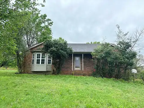 Adams St, Adams, TN 37010