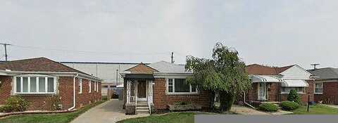 Veronica, EASTPOINTE, MI 48021