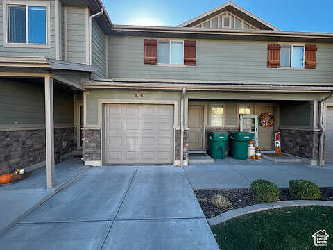 E Whitetail Dr N #106, Layton, UT 84040