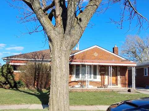 Raven, EASTPOINTE, MI 48021