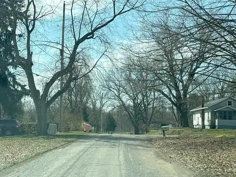 Lockwood, JACKSON, MI 49203