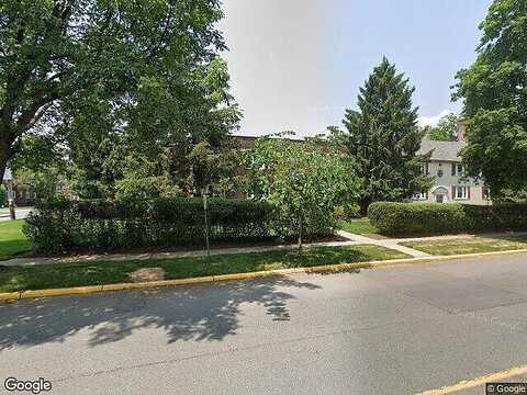 E Front St #D, Plainfield, NJ 07062