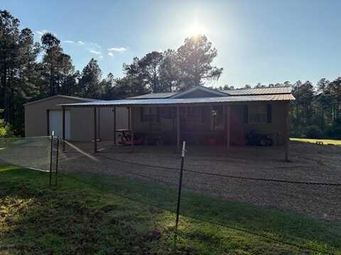 2013 Forest Road, Hazlehurst, MS 39083