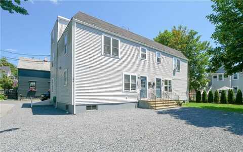 19 Underwood Court, Newport, RI 02840