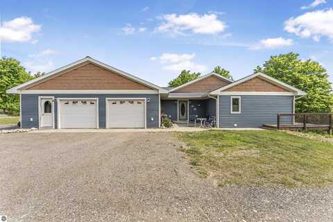 11660 Indian Road, Kewadin, MI 49648