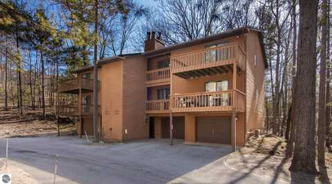 3908 Sherwood Forest Drive, Traverse City, MI 49686