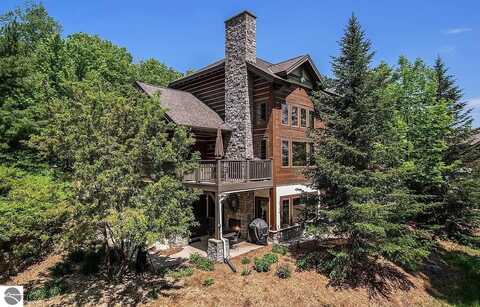 01690-1B E Strasse Private, Boyne City, MI 49712