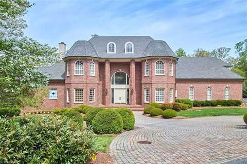 1095 Fieldwood Lane, Winston Salem, NC 27106
