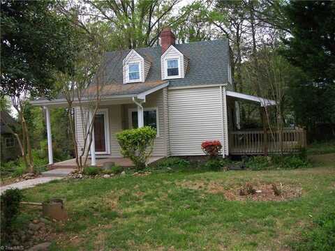 509 college Street, Eden, NC 27288