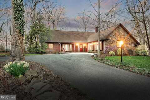 10 WHITE OAK TRAIL, GETTYSBURG, PA 17325