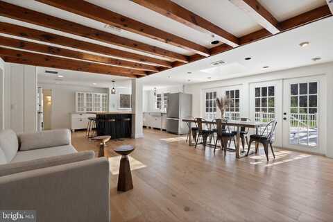 38271 LIME KILN ROAD, MIDDLEBURG, VA 20117