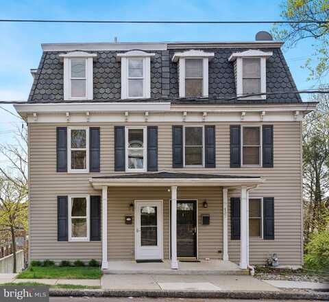 439 2ND AVENUE, ROYERSFORD, PA 19468