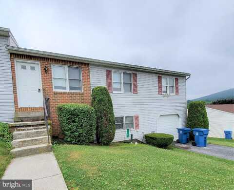 10 MARY DRIVE, DILLSBURG, PA 17019