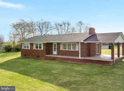 14 RICKARD DR, STRASBURG, VA 22641