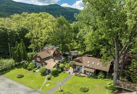 589-595 Plank Road, Phoenicia, NY 12464