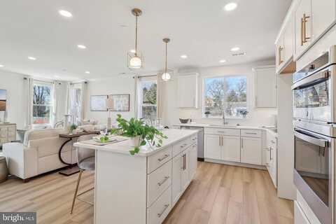 Harmony Ct #77B, NORRISTOWN, PA 19401