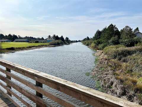 Point Brown Avenue Ne #26, Ocean Shores, WA 98569
