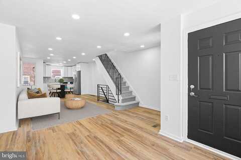 Bouvier, PHILADELPHIA, PA 19141