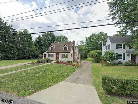 Cross, PITTSBURGH, PA 15236