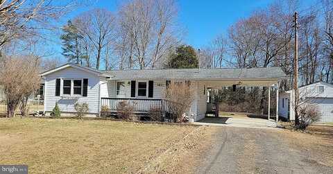 Holly, COLONIAL BEACH, VA 22443
