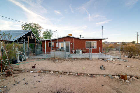 Cambria, LANDERS, CA 92285