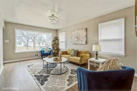 79Th, MILWAUKEE, WI 53222