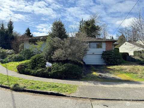 38Th, SEATTLE, WA 98112
