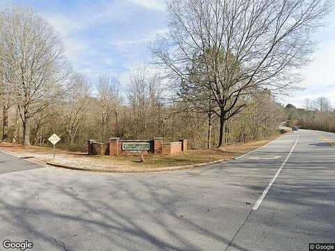Crescent Dr, Newnan, GA 30265
