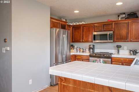 Broadshire, BANKS, OR 97106