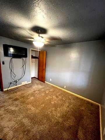 Nordeen, WEST MIFFLIN, PA 15122