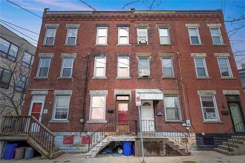 Denny, PITTSBURGH, PA 15201