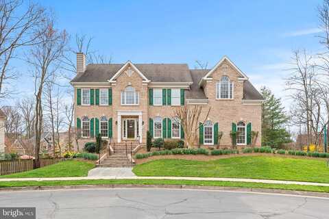 Lupine Den, VIENNA, VA 22182