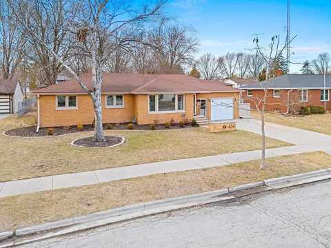 Meacham, GREEN BAY, WI 54304
