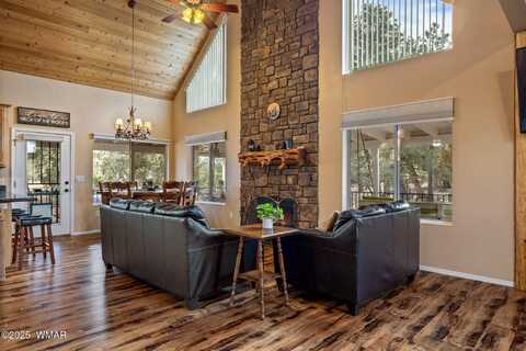 1537 Rocky Top Drive, Heber, AZ 85928