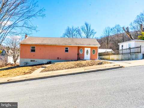 18Th, READING, PA 19606