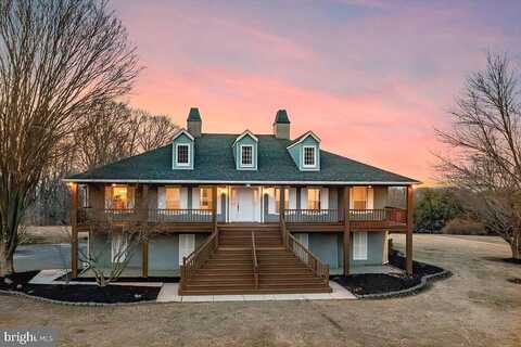 Woodshire, EASTON, PA 18042