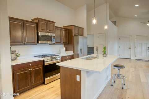 1991 Lake Breeze Road, Lakeside, AZ 85929