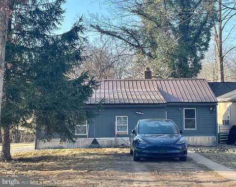 Log Cabin, YORK, PA 17408