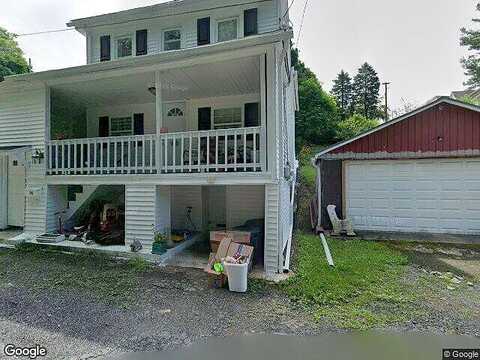 Elm, TAMAQUA, PA 18252
