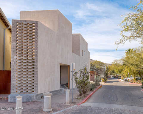 Avenida Del Sembrador, TUCSON, AZ 85745