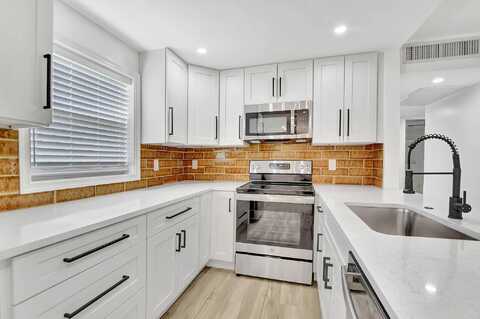 Flanders, DELRAY BEACH, FL 33484