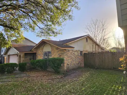 Pearl Point, HOUSTON, TX 77044