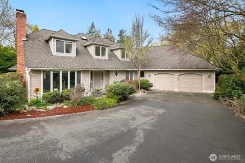 Cyrus, EDMONDS, WA 98026