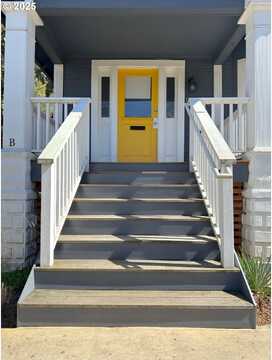 12Th, PORTLAND, OR 97211